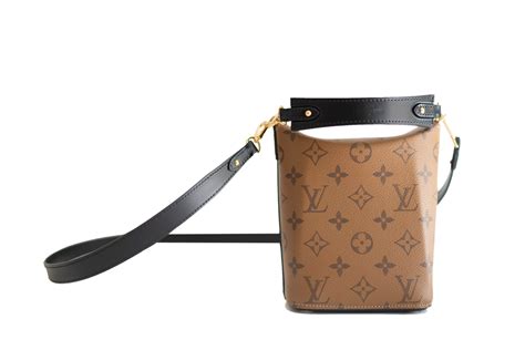 louis vuitton bento box bb|Louis Vuitton Reverse Monogram Bento Box BB .